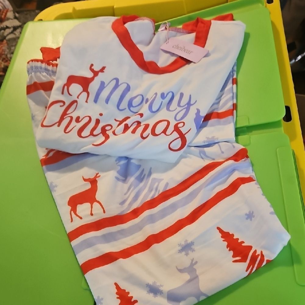 Cheibear Red and White Merry Christmas  Pajama Set Xs
